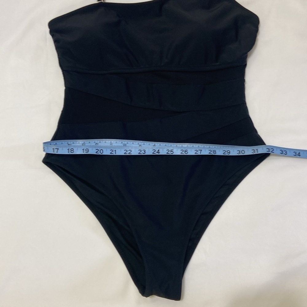 Blooming Jelly Woman’s One Piece Bath Suit. Size-Large. - Picture 6 of 9